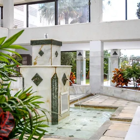Banus - Banus Playa Rocio Beachside Complex Apartment *